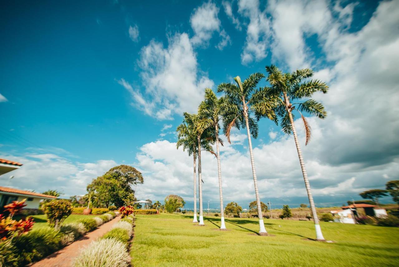 Hotel Arrayanes Del Quindio モンテネグロ エクステリア 写真