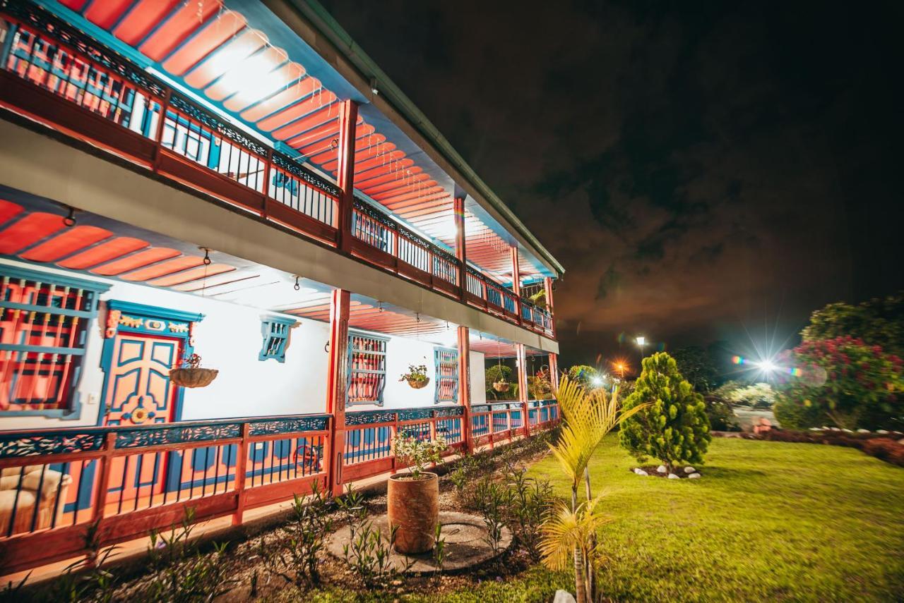 Hotel Arrayanes Del Quindio モンテネグロ エクステリア 写真