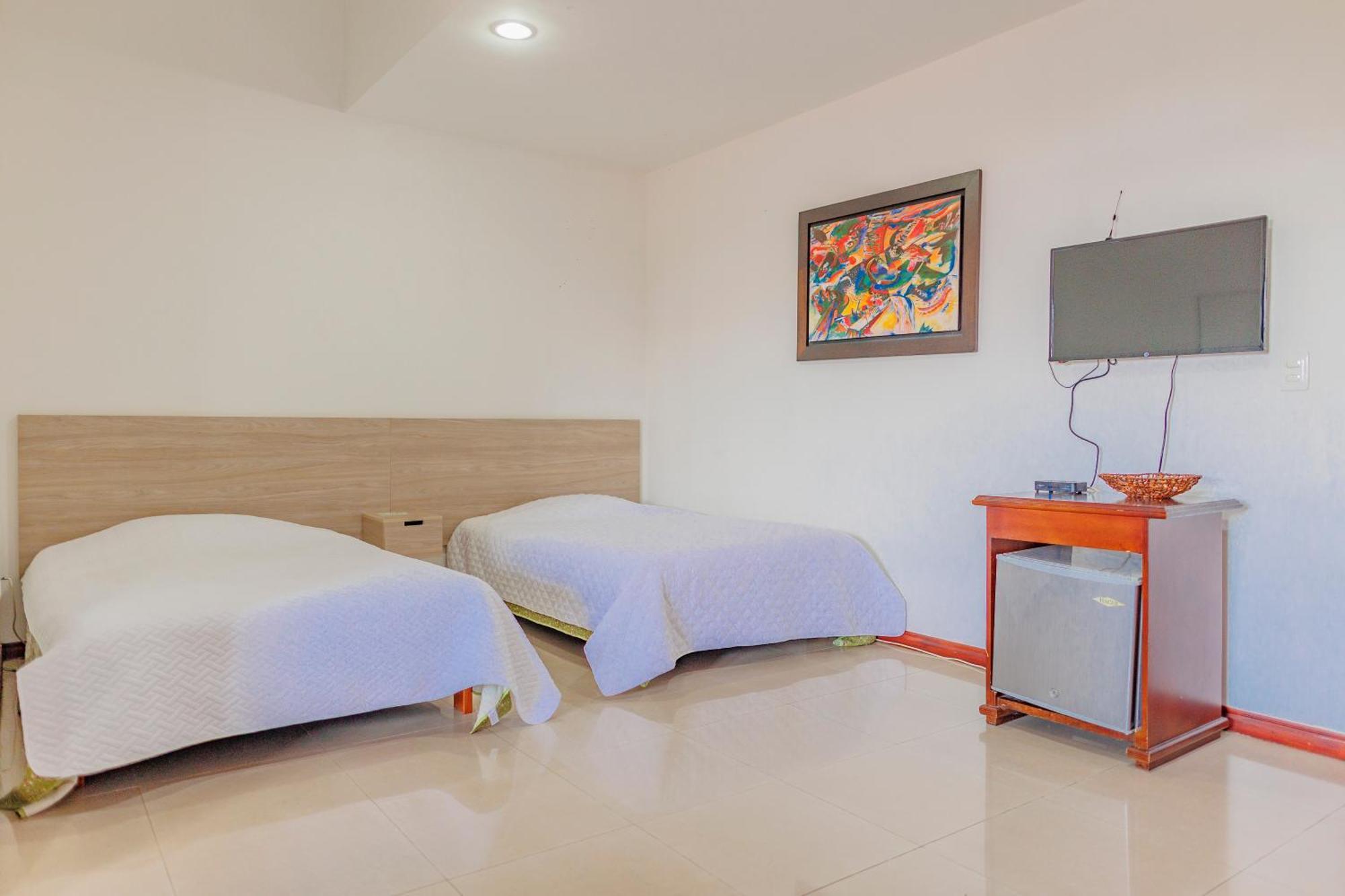 Hotel Arrayanes Del Quindio モンテネグロ エクステリア 写真