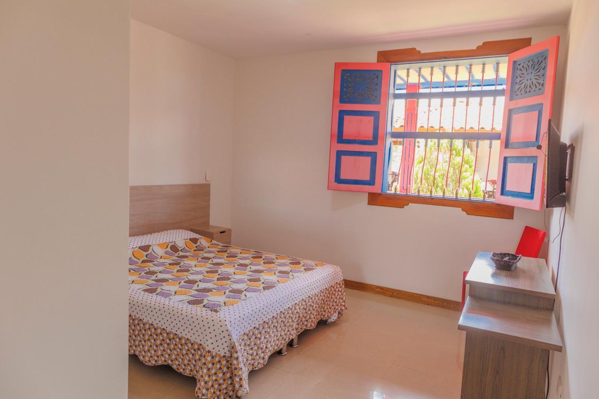 Hotel Arrayanes Del Quindio モンテネグロ エクステリア 写真