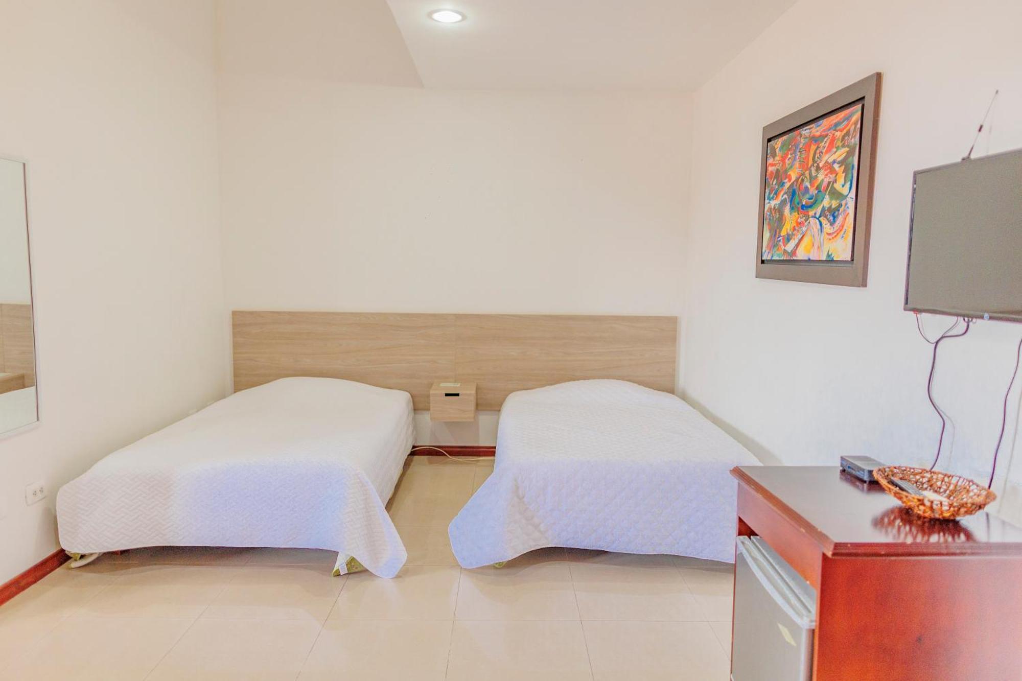 Hotel Arrayanes Del Quindio モンテネグロ エクステリア 写真