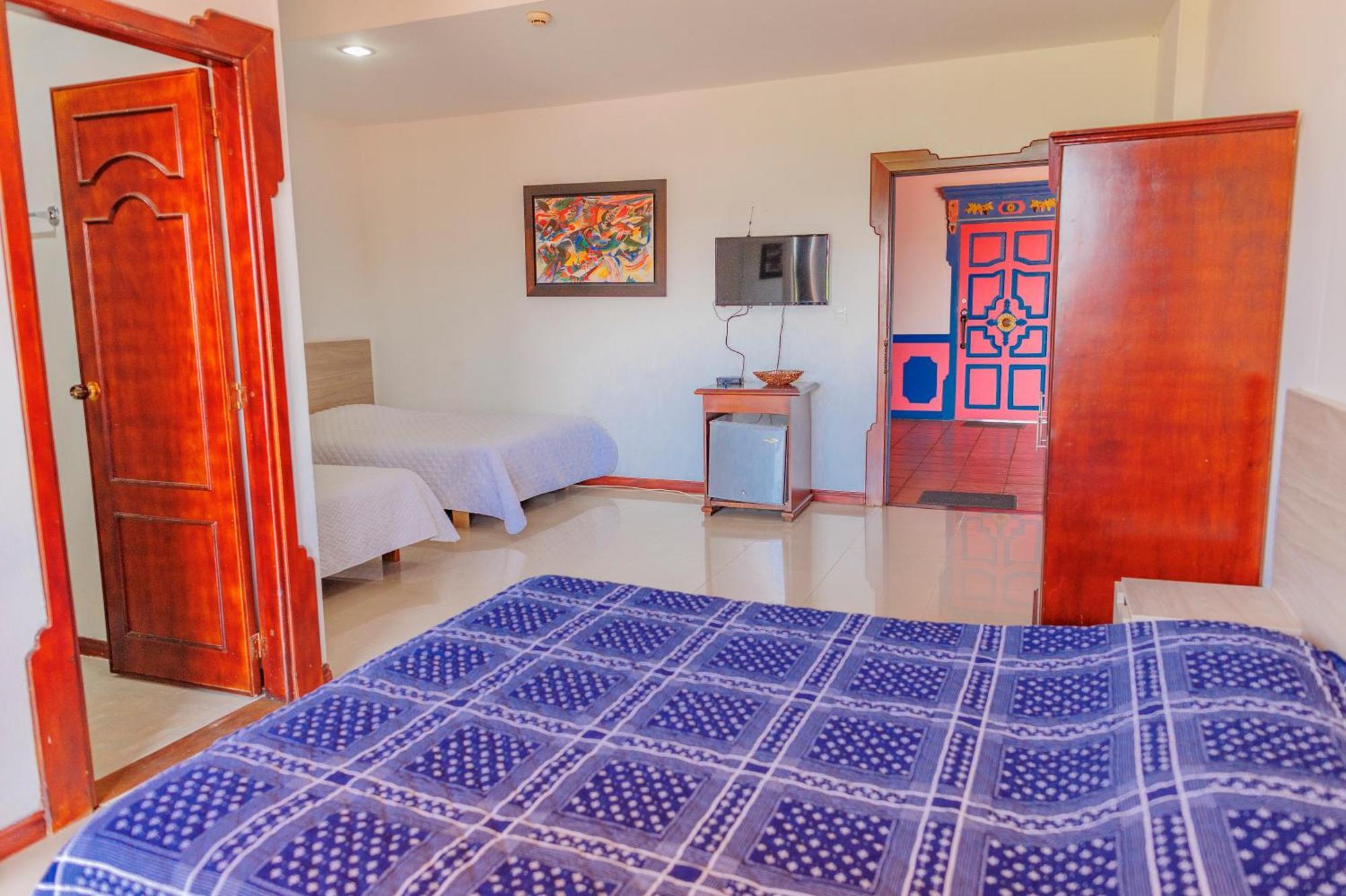 Hotel Arrayanes Del Quindio モンテネグロ エクステリア 写真