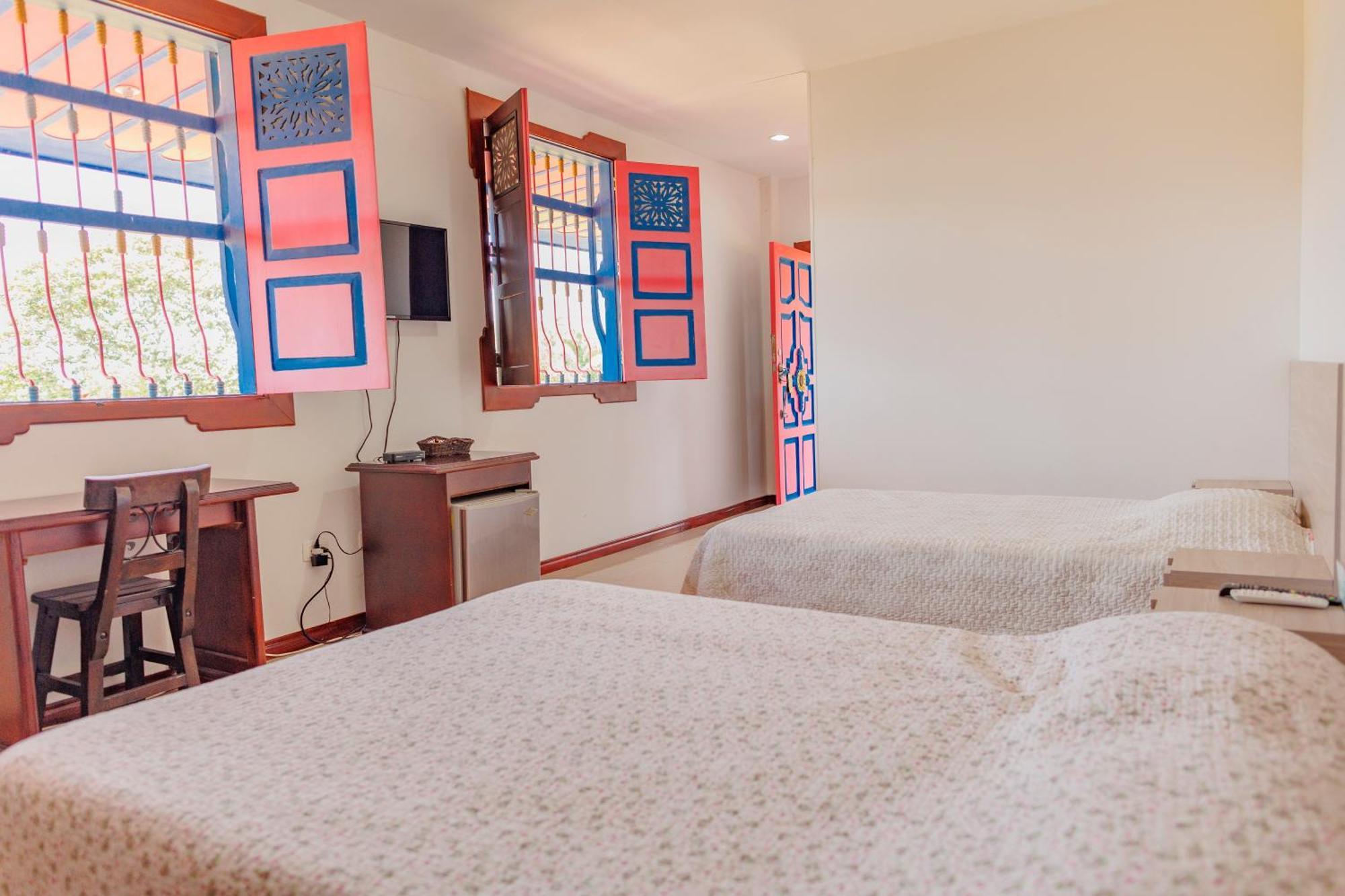 Hotel Arrayanes Del Quindio モンテネグロ エクステリア 写真