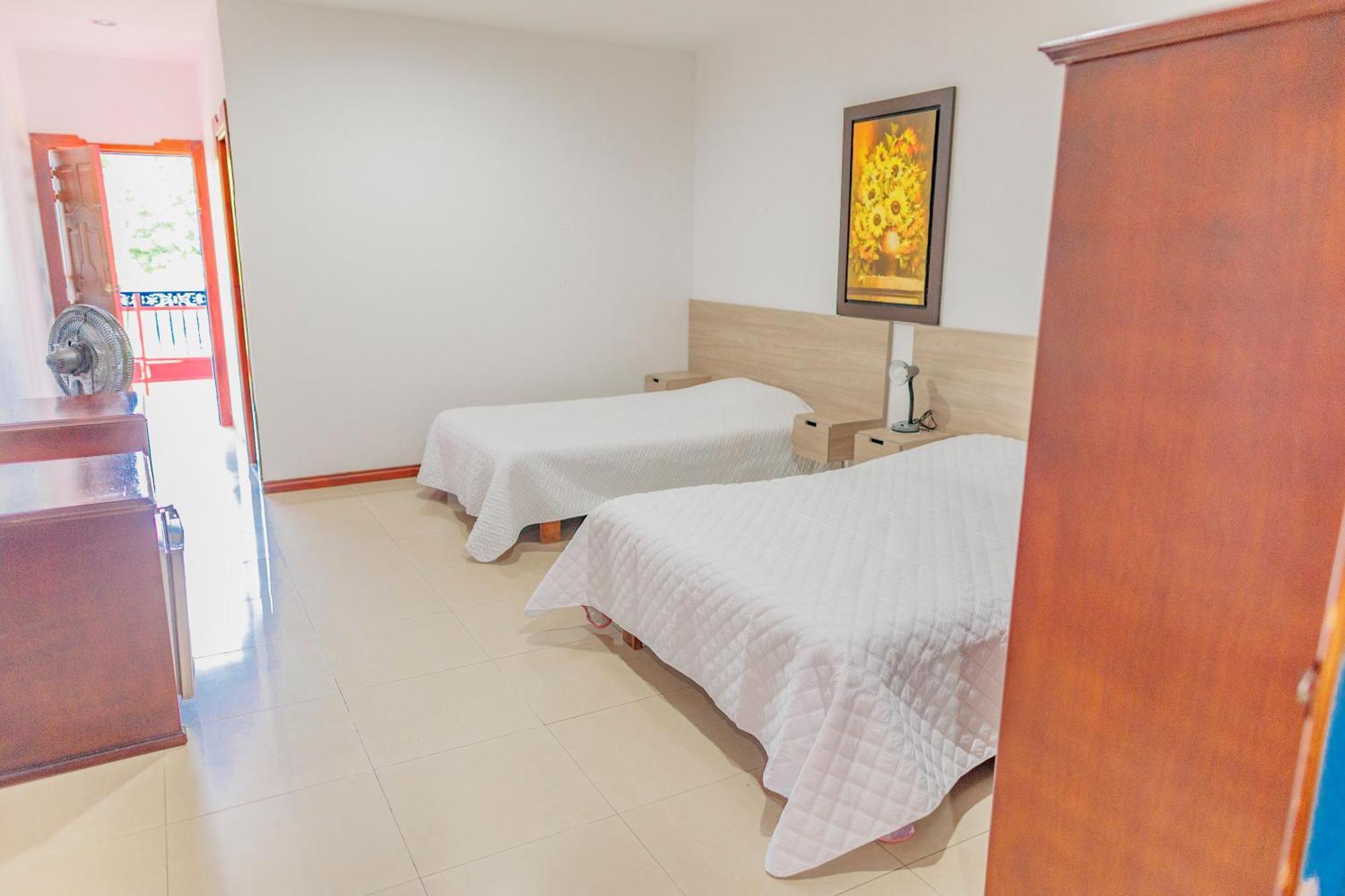 Hotel Arrayanes Del Quindio モンテネグロ エクステリア 写真