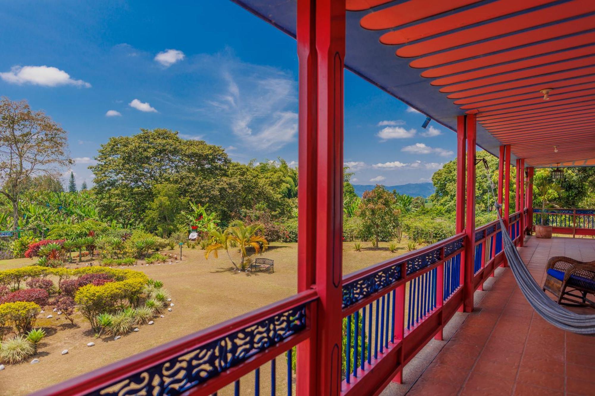 Hotel Arrayanes Del Quindio モンテネグロ エクステリア 写真