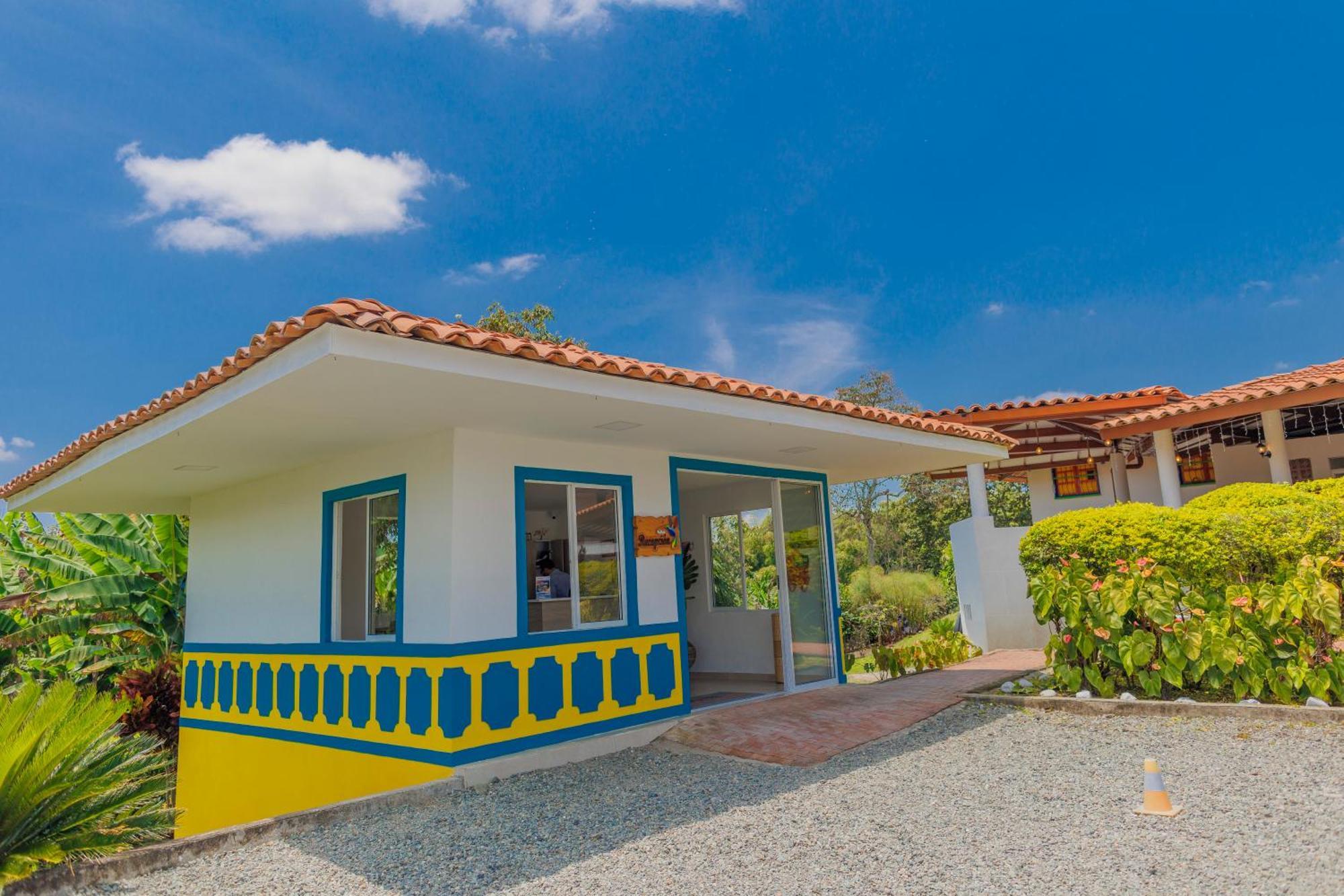 Hotel Arrayanes Del Quindio モンテネグロ エクステリア 写真